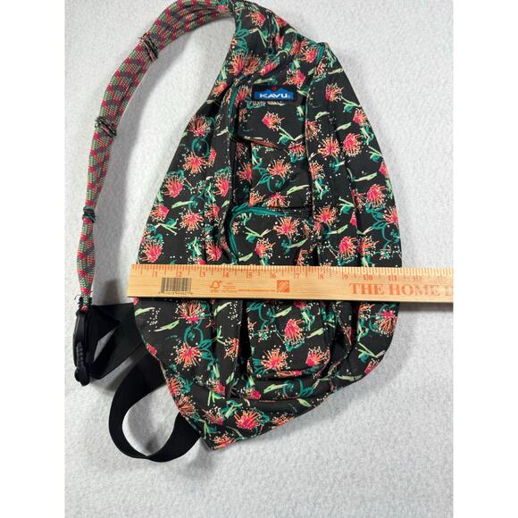 Kavu Rope Sling Crossbody Backpack Sparklers Print Messenger Bag